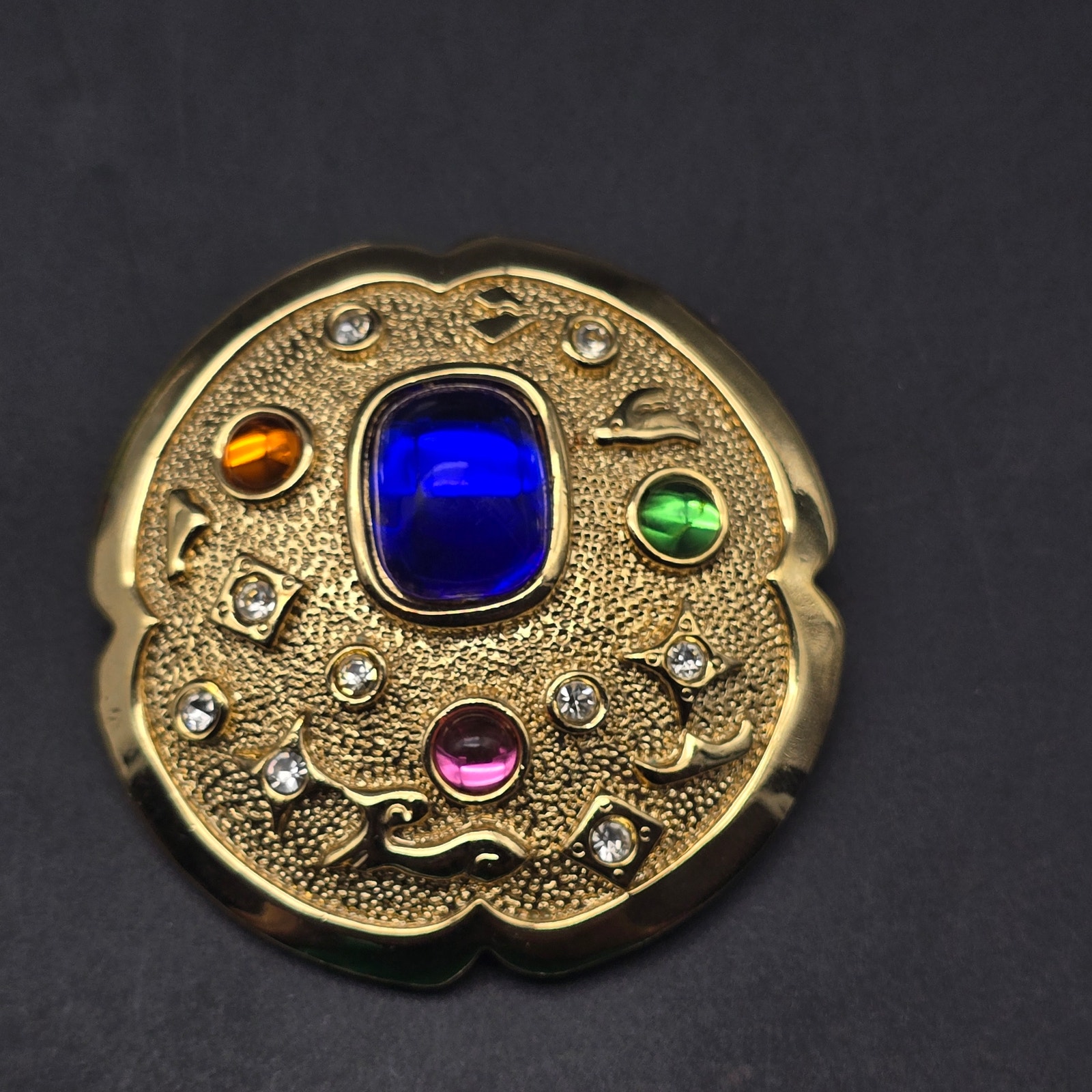 Park Lane Gripoix Brooch Colorful Gold Tone Medallion Vintage 40$
